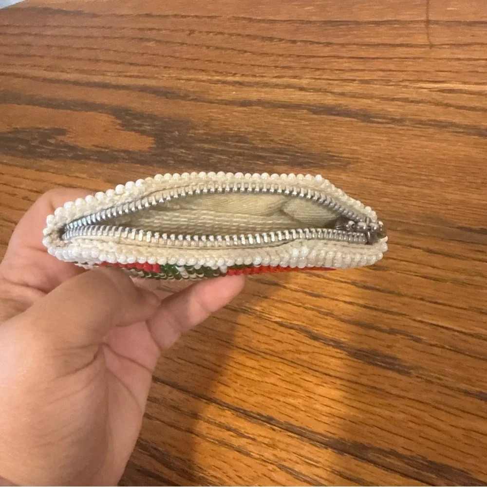 Vintage retro beaded cottagecore 1970s coinpurse